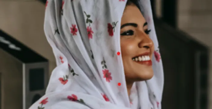 Smiling Woman in Hijab_2022_en
