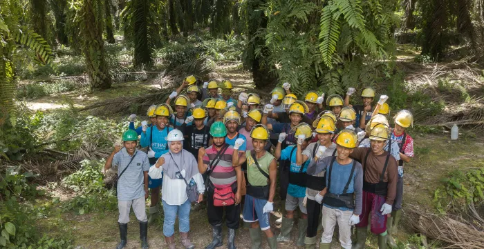 Palm oil workers in East Kalimantan