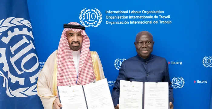 (L to R) Saudi Arabia’s Minister of Human Resources and Social Development Ahmed AlRajhi and ILO Director-General Gilbert F. Houngbo sign the third phase of the joint Programme of Cooperation. Geneva 4/6/2025