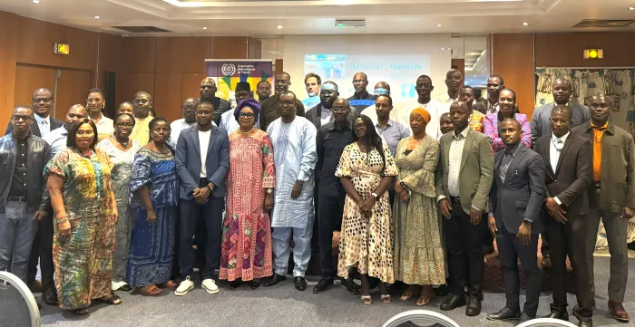 photo de groupe des délégations du Rwanda, de la Guinée Bissau et de la Côte d'Ivoire au terme de l'atelier de partage d'expérience sur la protection sociale