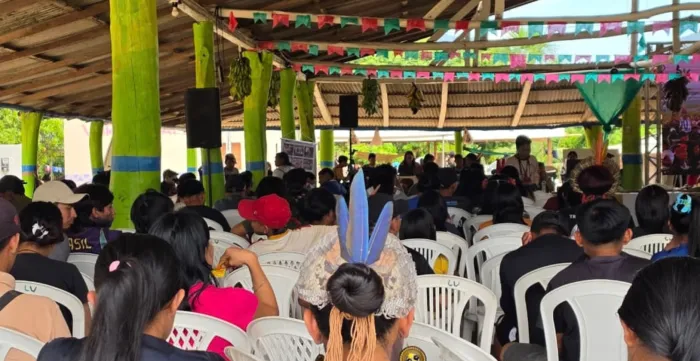 Participantes da XI Assembleia Estadual da Juventude Indígena, realizada em Roraima.