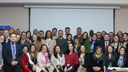 Foto grupal de los participantes de la formación en normas internacionales del trabajo para funcionarios de la Rama Judicial de Colombia realizada en Bogotá 