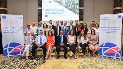 Photo de groupe des participants au groupe de travail politique
