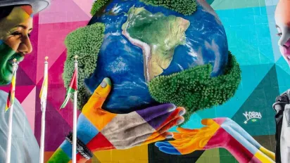 Summit of Future banner mural on UN HQ walls