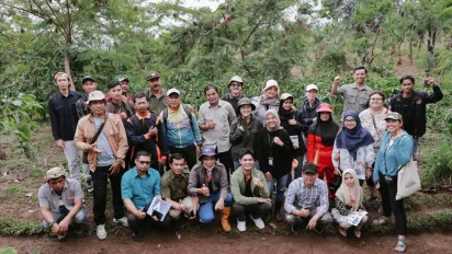 A group photo of people 