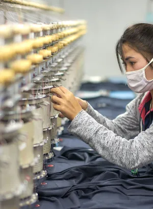 Woman worker in Lao People's Democratic Republic