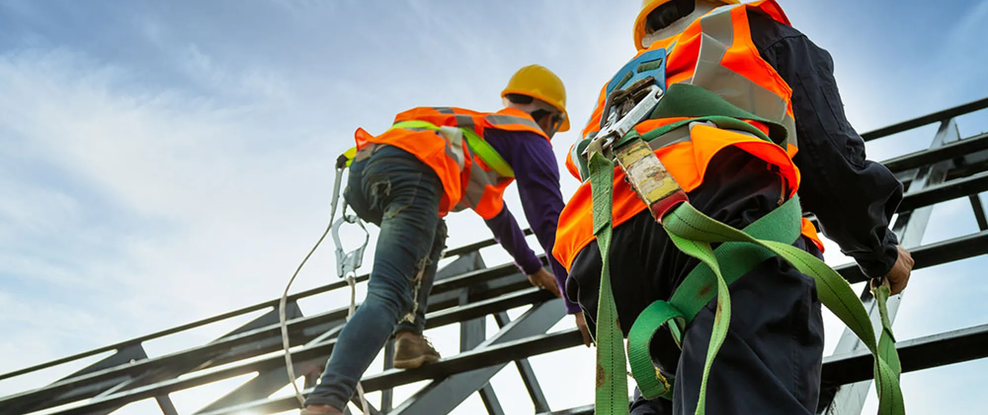 Safety in the construction sector - Workers wearing proper PPE