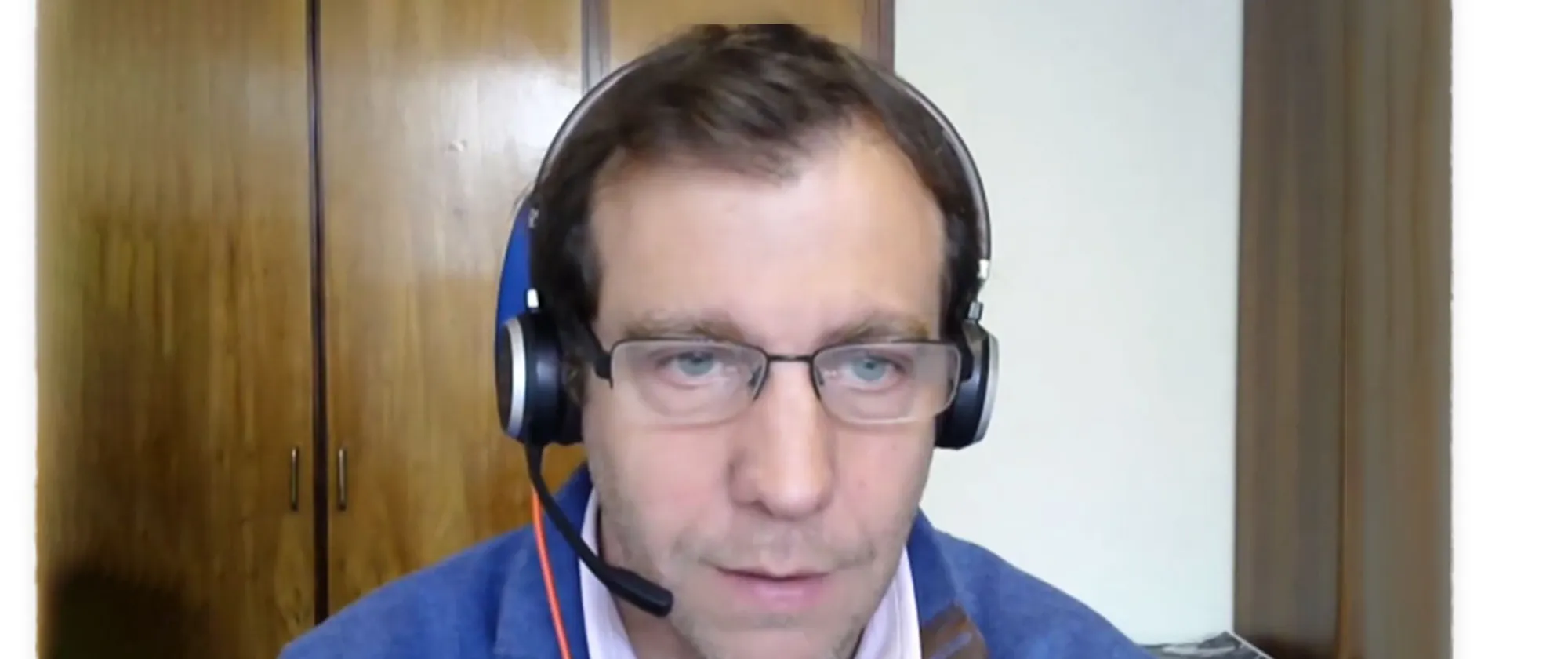 Photo of Gonzalo Graña speaking via a zoom call