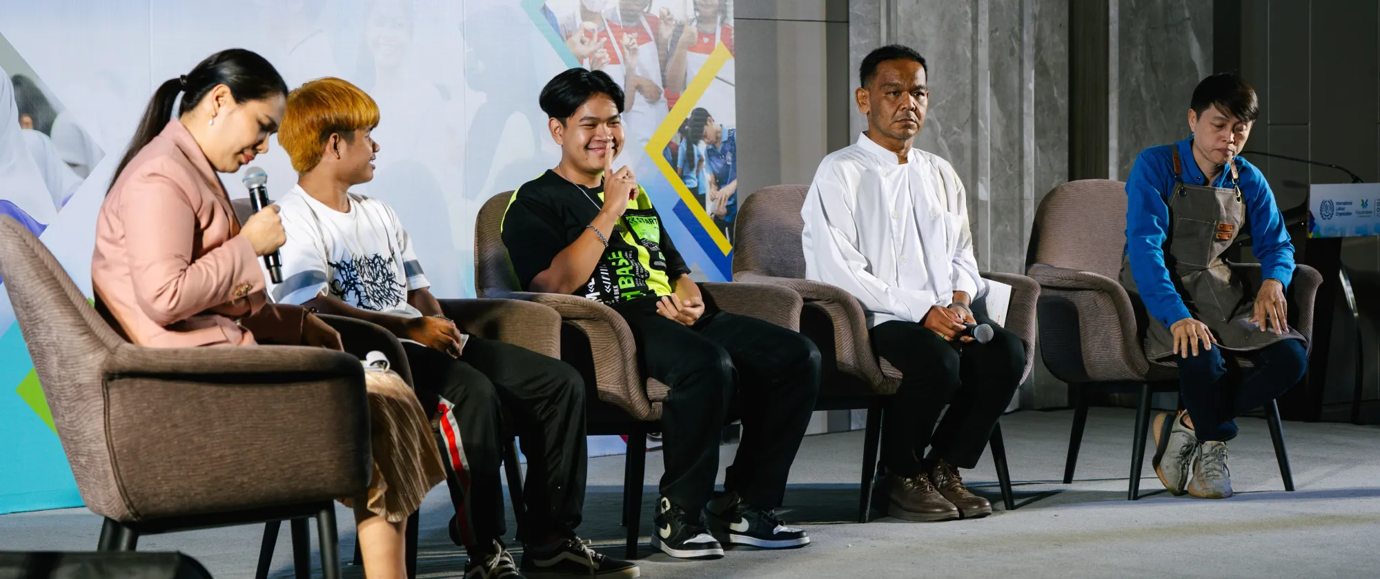 Young people with hearing disabilities at a panel discussion, at the closure of the ILO’s Young Futuremakers Thailand project.