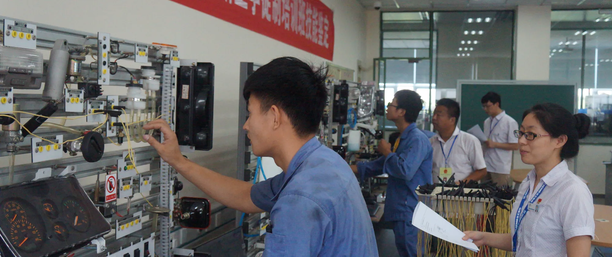 A young apprentice in skills appraisal