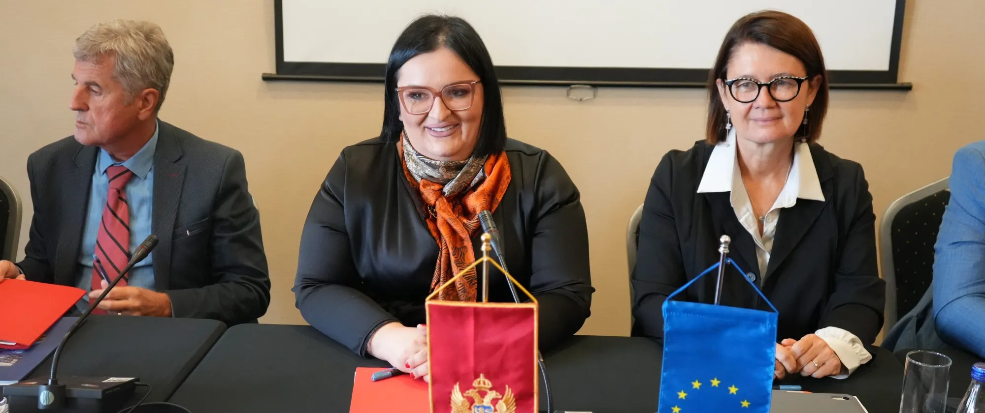Srđa Keković, General Secretary of the Union of Free Trade Unions of Montenegro, Naida Nišić, Minister of Labour, Employment, and Social Dialogue of Montenegro and Claire Harasty, Director of the ILO Office for Central and Eastern Europe