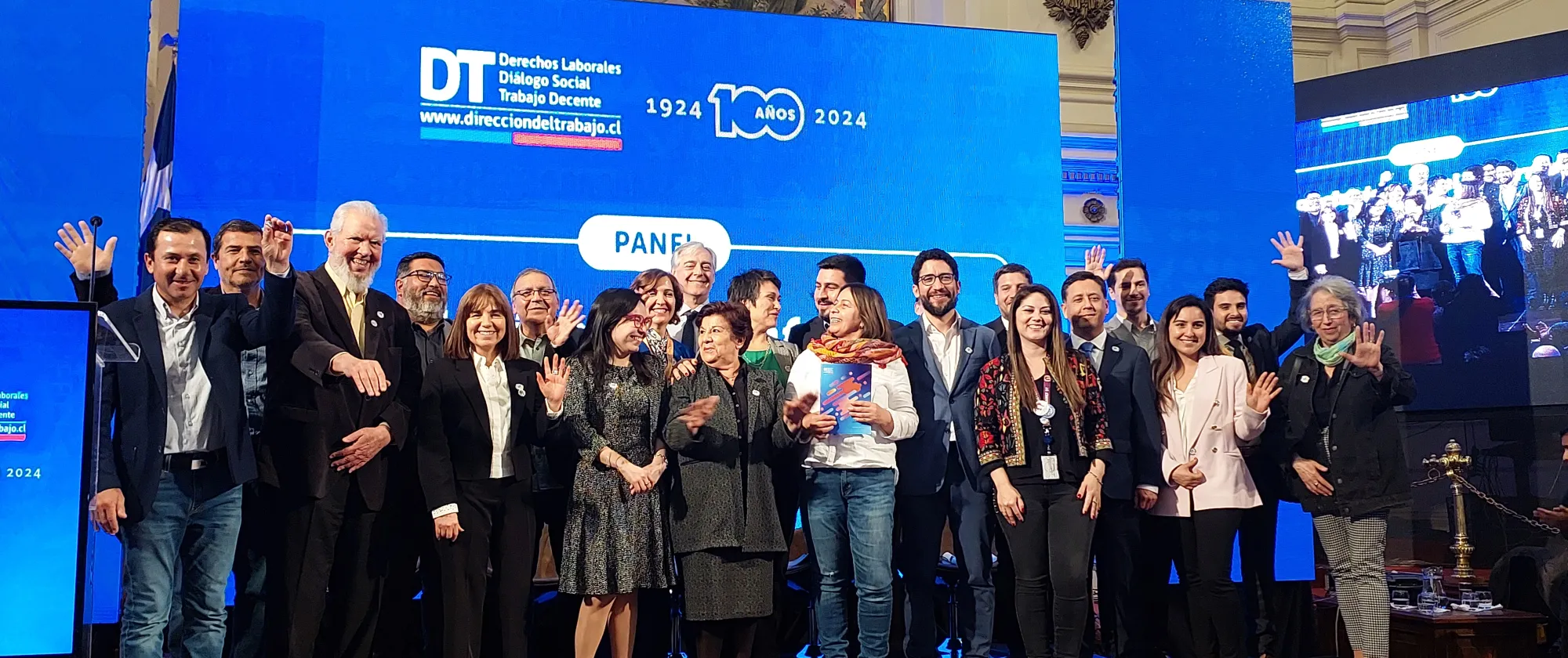 Asistentes al acto de conmemoración por el centenario de la Dirección del Trabajo