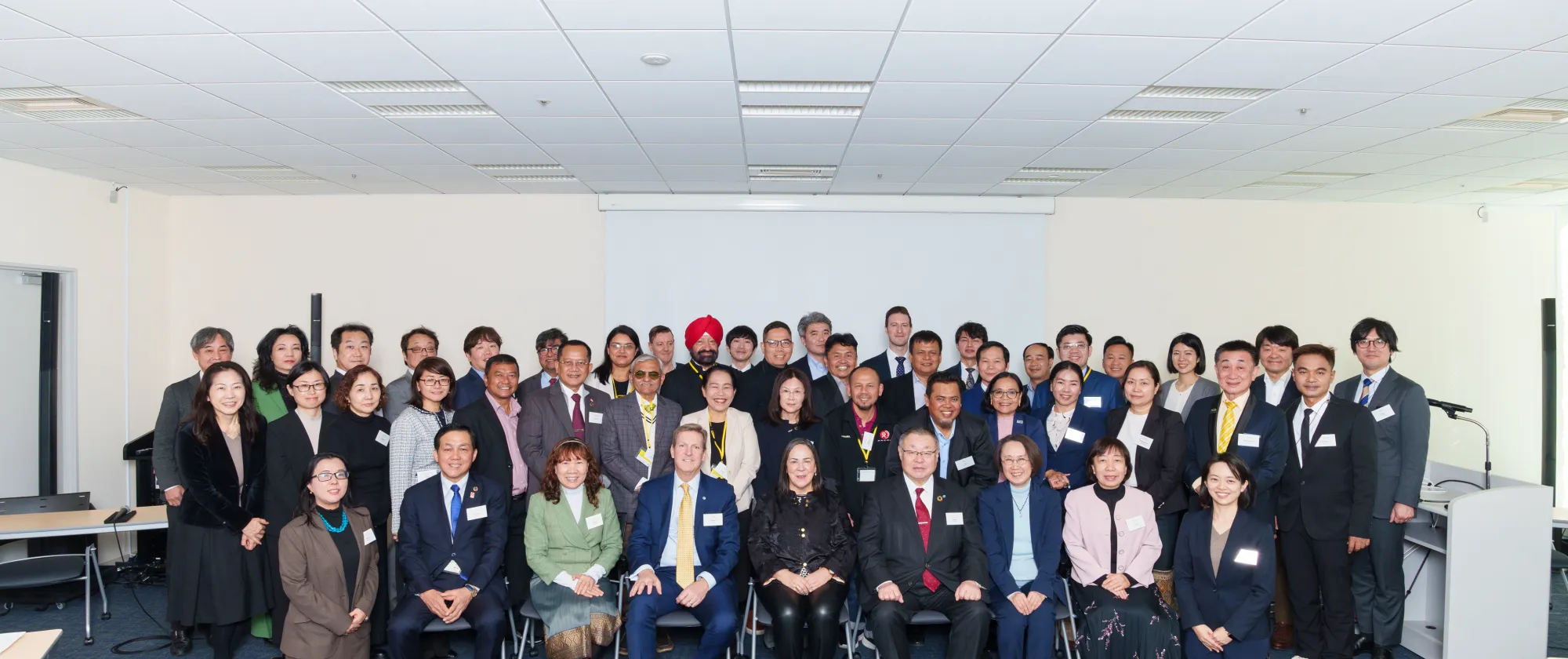 Participants from India, Indonesia, Lao PDR, Malaysia, Thailand, Vietnam, and Japan gather in Tokyo. (2025, Tokyo) 