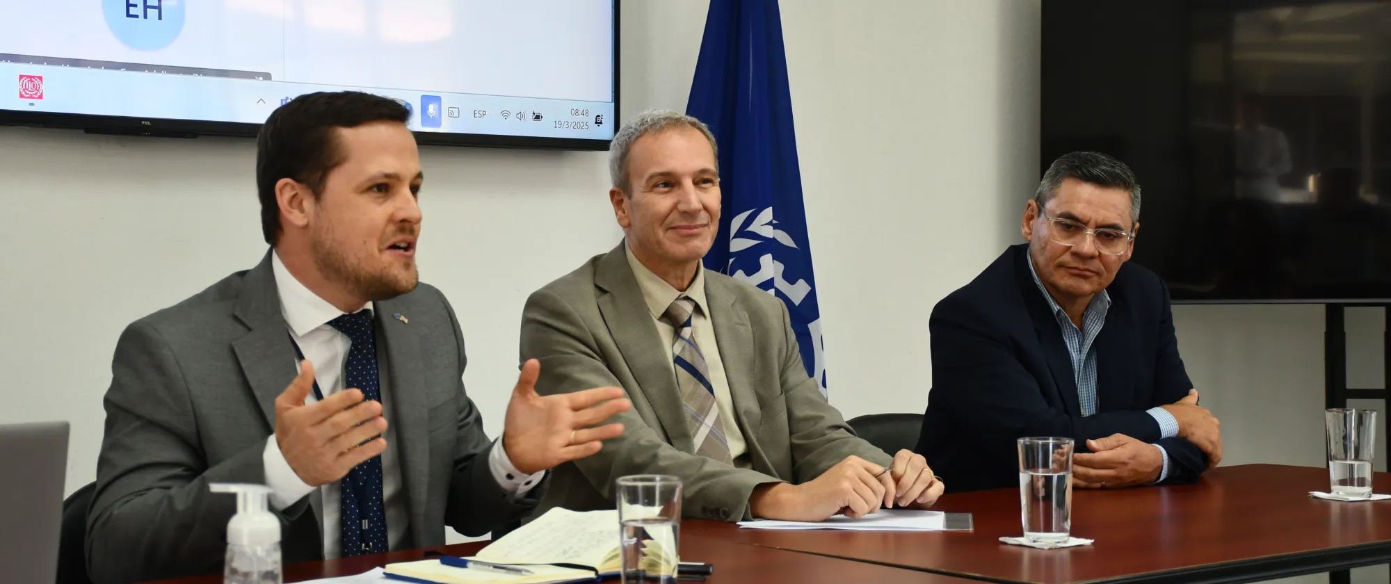 Daniel Bloemers, Jefe de la Sección Comercial de la Delegación de la Unión Europea en Costa Rica; Eliel Hasson Nisis, Director de la Oficina de la OIT para América Central, Haití, Panamá y República Dominicana; y el Viceministro de Agricultura, Fernando Vargas.