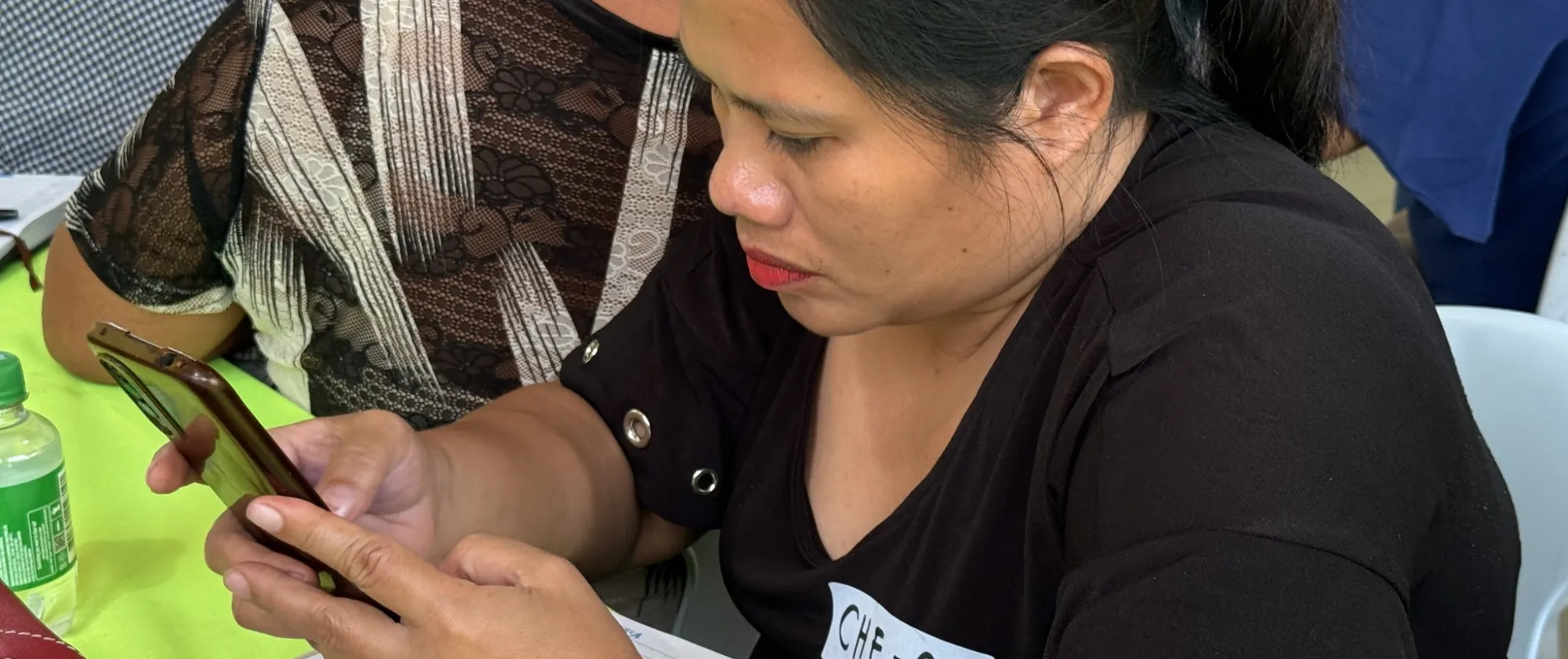 an entrepreneur learn to use AI to boost her business
