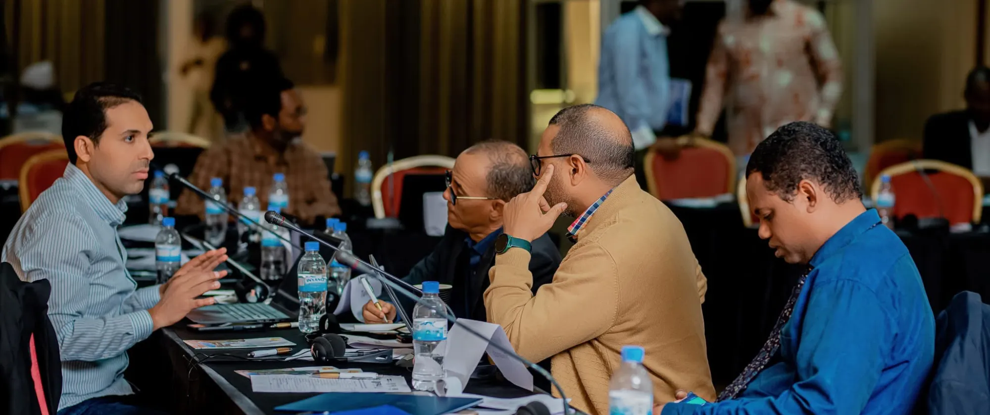 Media experts discussing during a plenary session