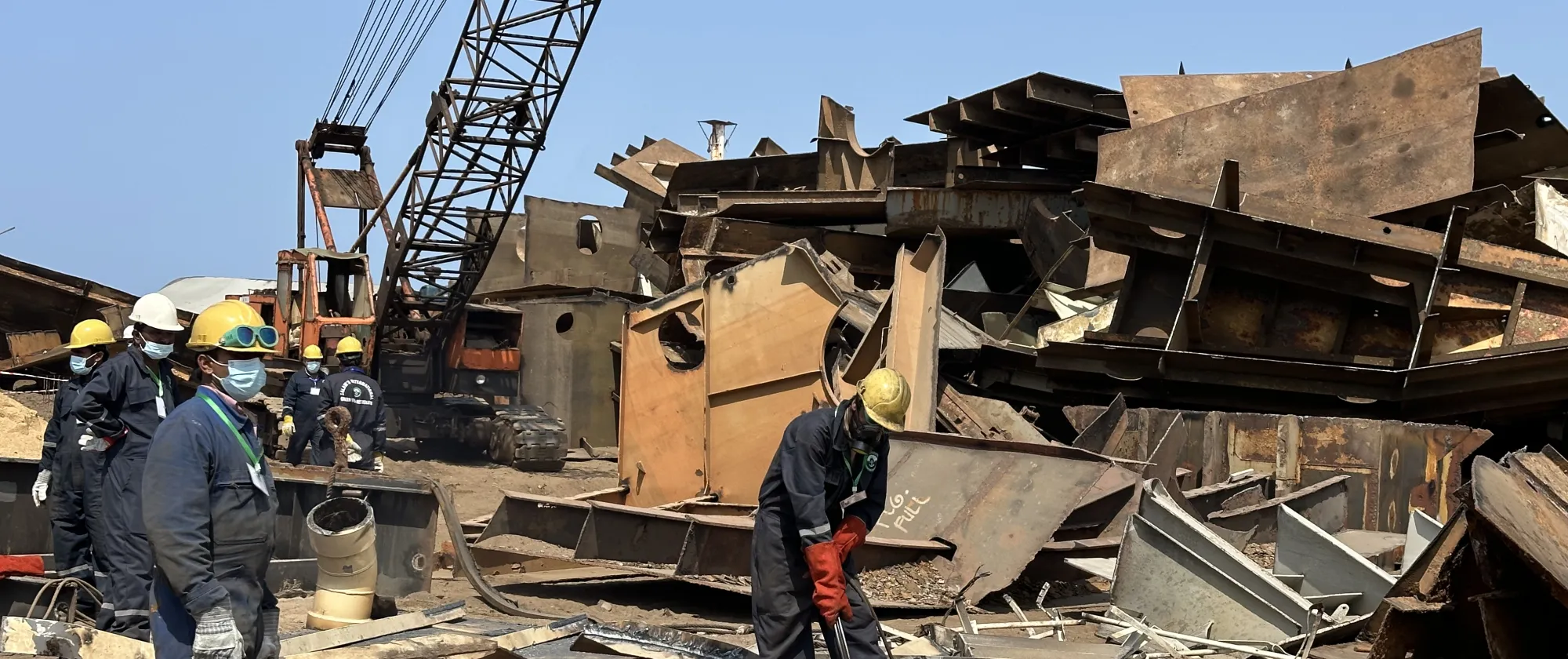 workers at the ship recycling yard in Balochistan