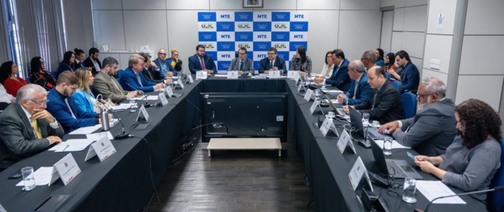 Instalação da Comissão Organizadora Nacional da II Conferência Nacional do Trabalho.