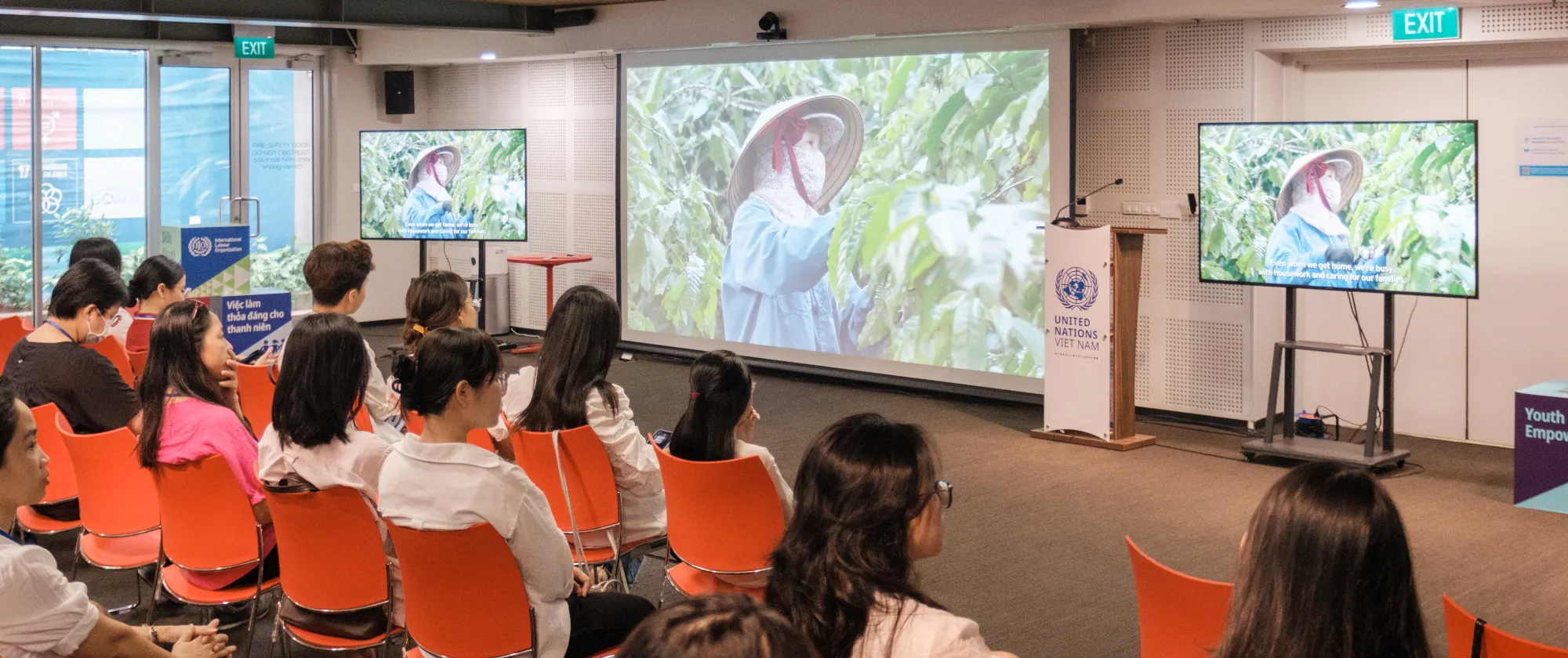 Through the documentary, participants connected with the stories of coffee workers in Viet Nam, Brazil, and Uganda, seeing first-hand the human side behind every cup.