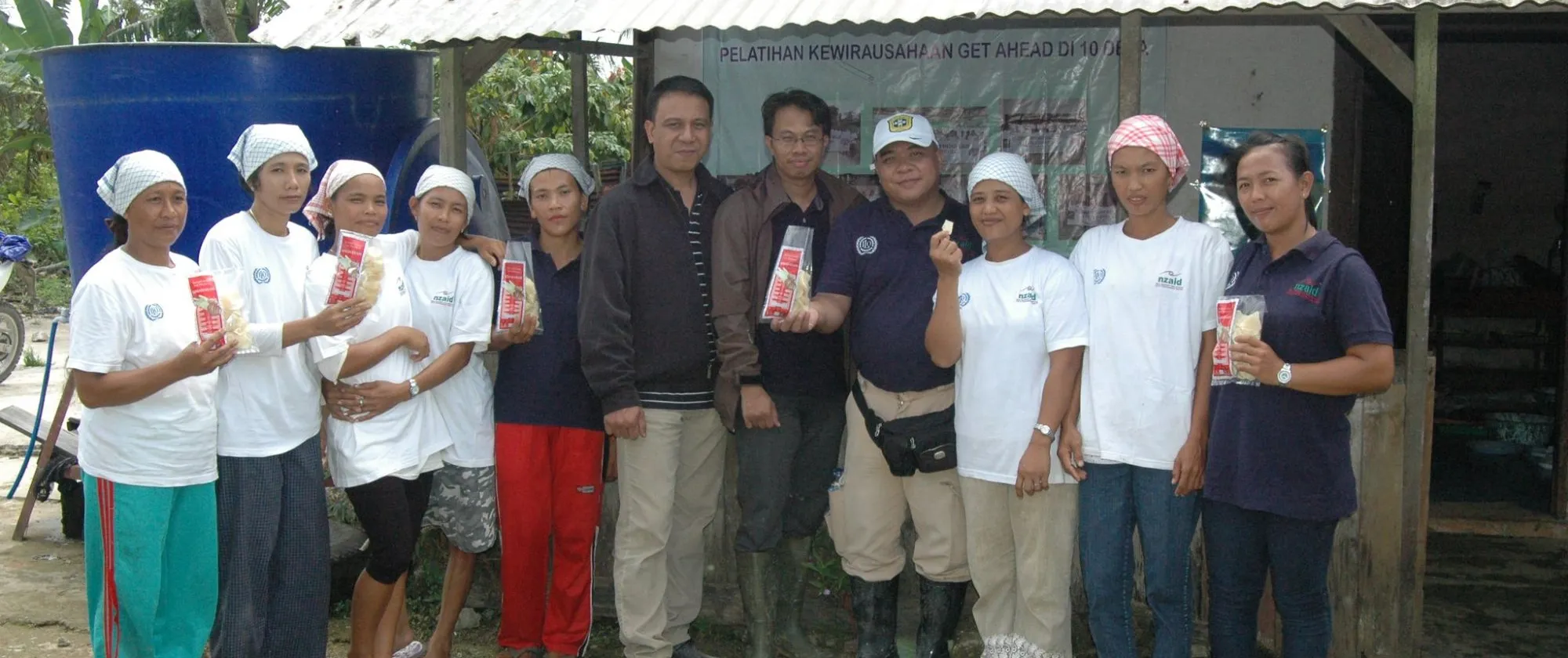 group photo of six training participants