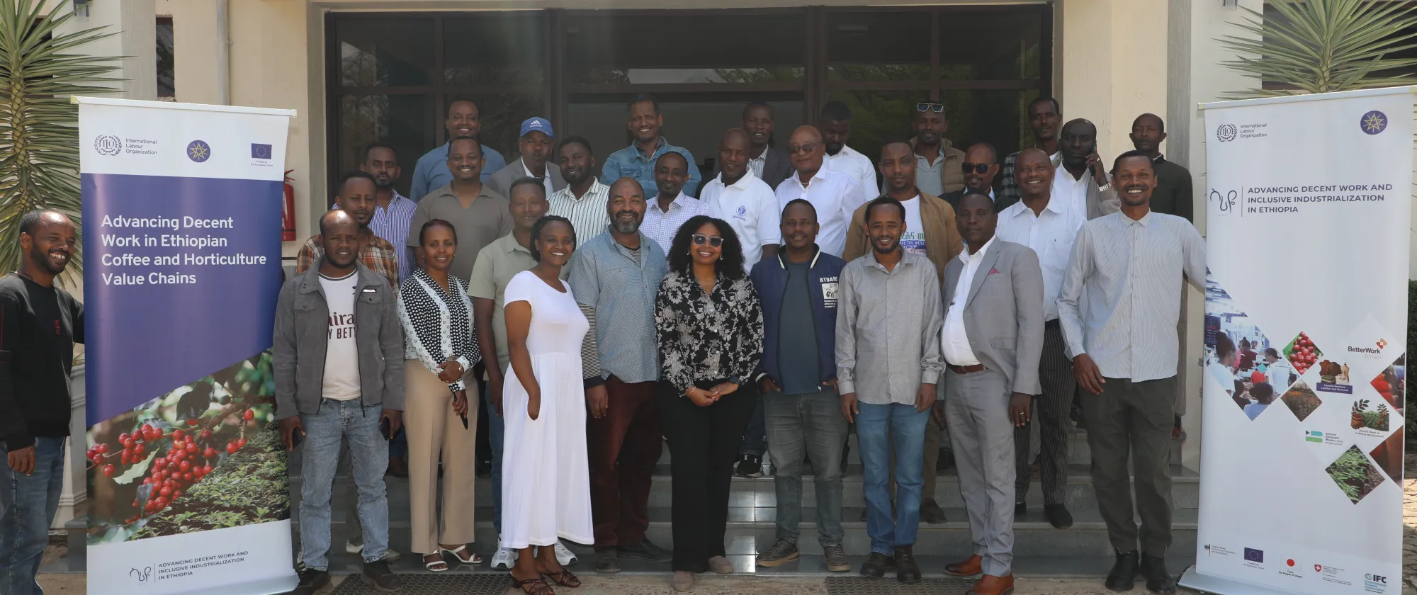 Participants of the meeting posing for a group photo