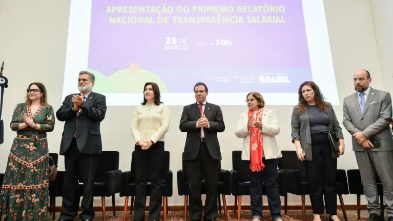 No lançamento do 1º Relatório Nacional de Transparência Salarial, OIT destaca que combater desigualdades salariais é promover justiça social, produtividade e oportunidades