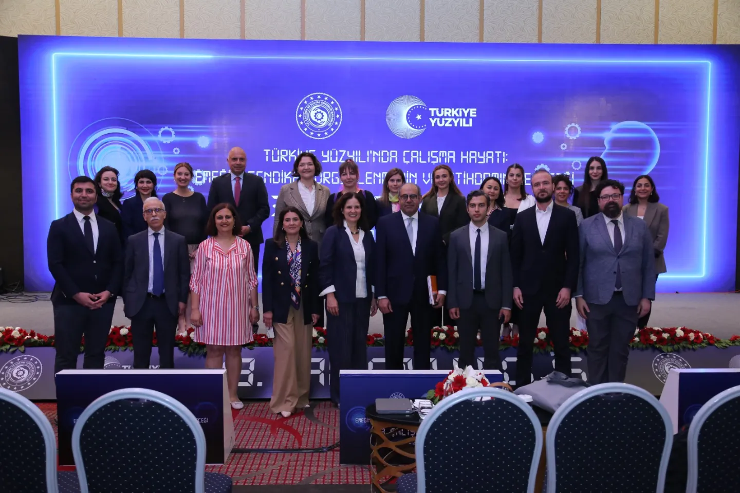 ILO Assistant Director General and Regional Director for Europe and Central Asia Ms. Beate Andrees with ILO Türkiye Office staff