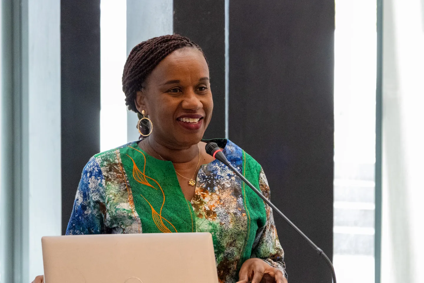 Fanfan Rwanyindo, ILO Regional Director for Africa, addresses participants at the workshop in Dakar