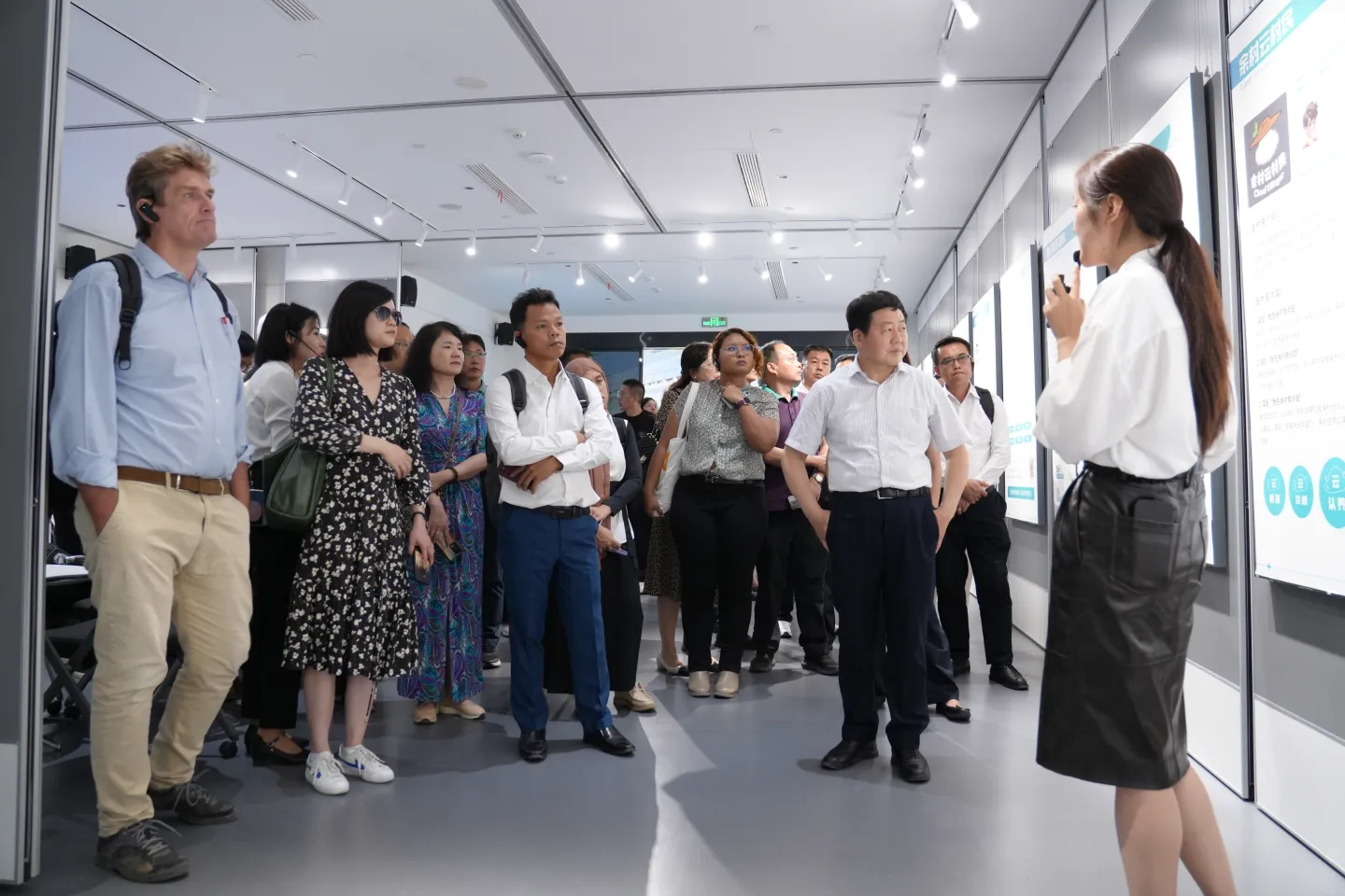 Onsite study visit to Skilled Youth Talent Community (Qinglaiji) of Anji county