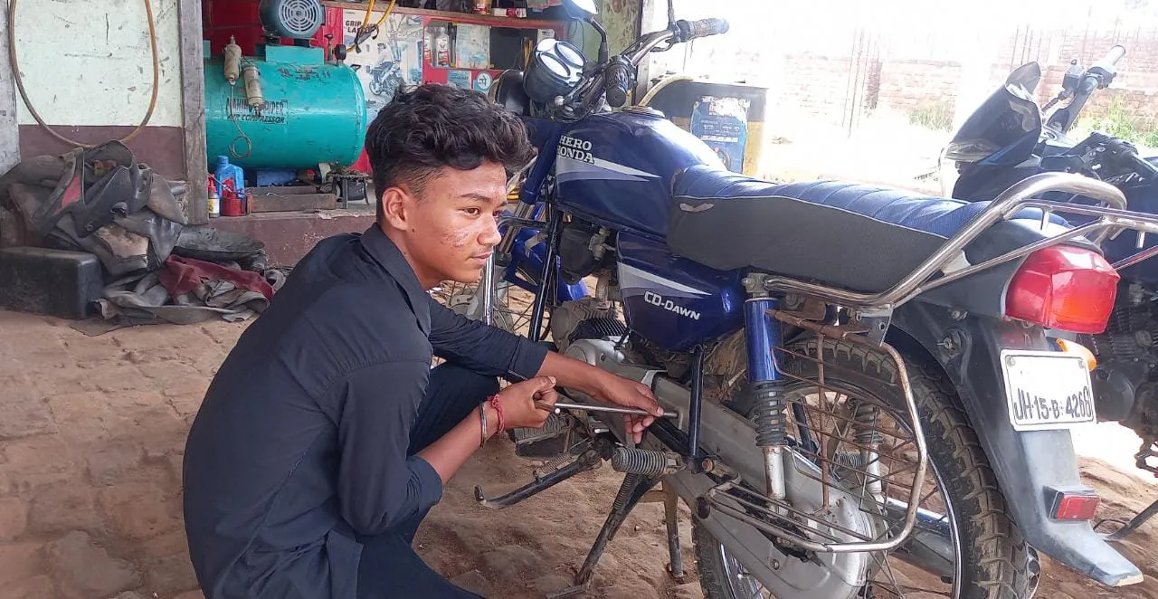 Nawab at his bicycle repair training