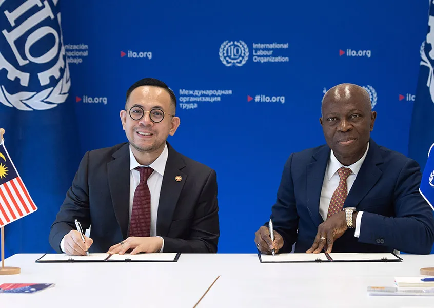 Ratification ceremony of Convention No. 155 on 11 June 2024: Mr Steven Sim, Minister of Human Resources of Malaysia and Gilbert F. Houngbo, Director-General of the ILO