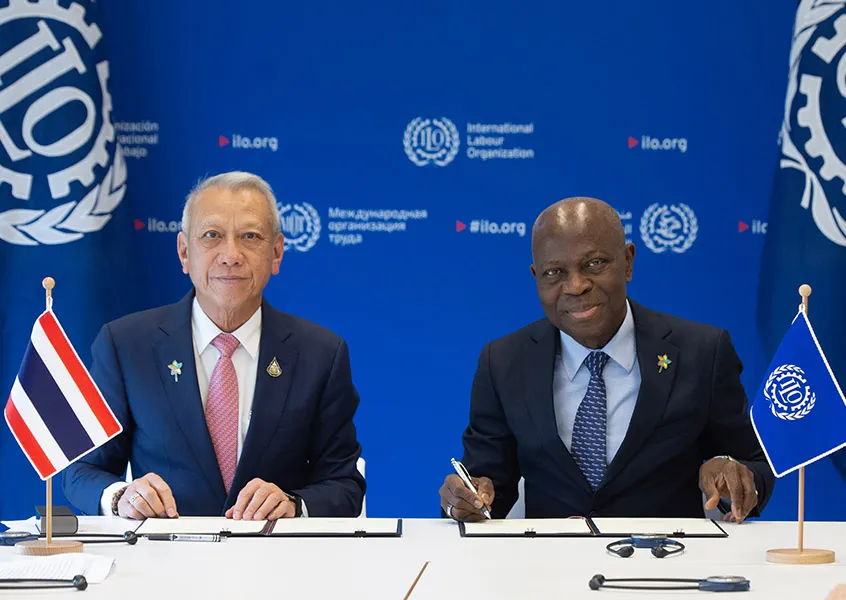 Ratification ceremony of Convention No. 144 on 12 June 2024: Mr. Phiphat Ratchakitprakarn, Minister of Labour of Thailand, and Gilbert F. Houngbo, Director-General of the ILO.