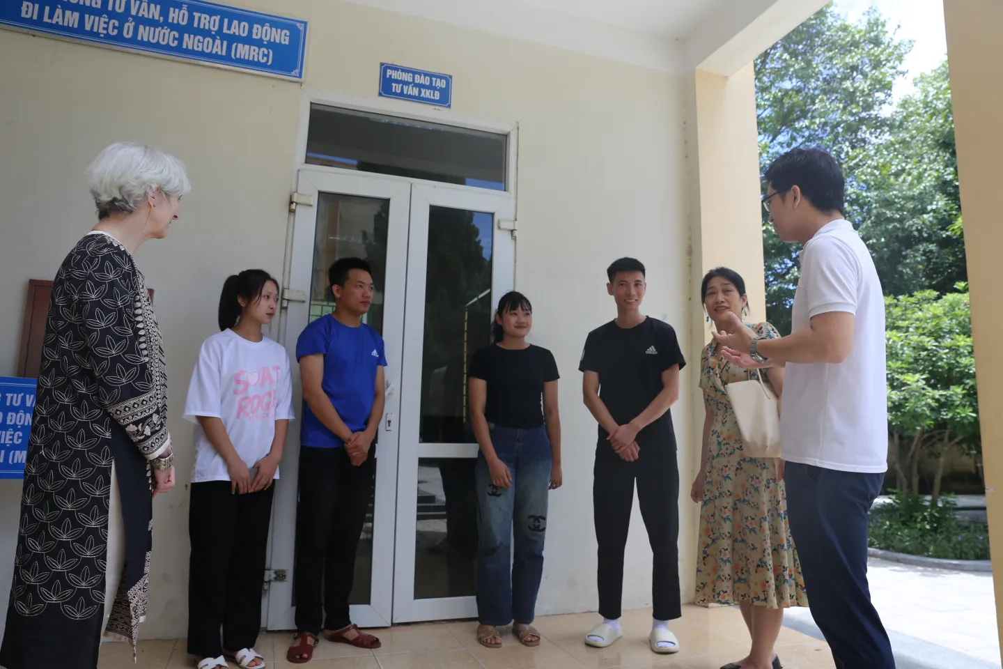 Conversation with prospective migrant workers to Japan in Thanh Hoa, Viet Nam