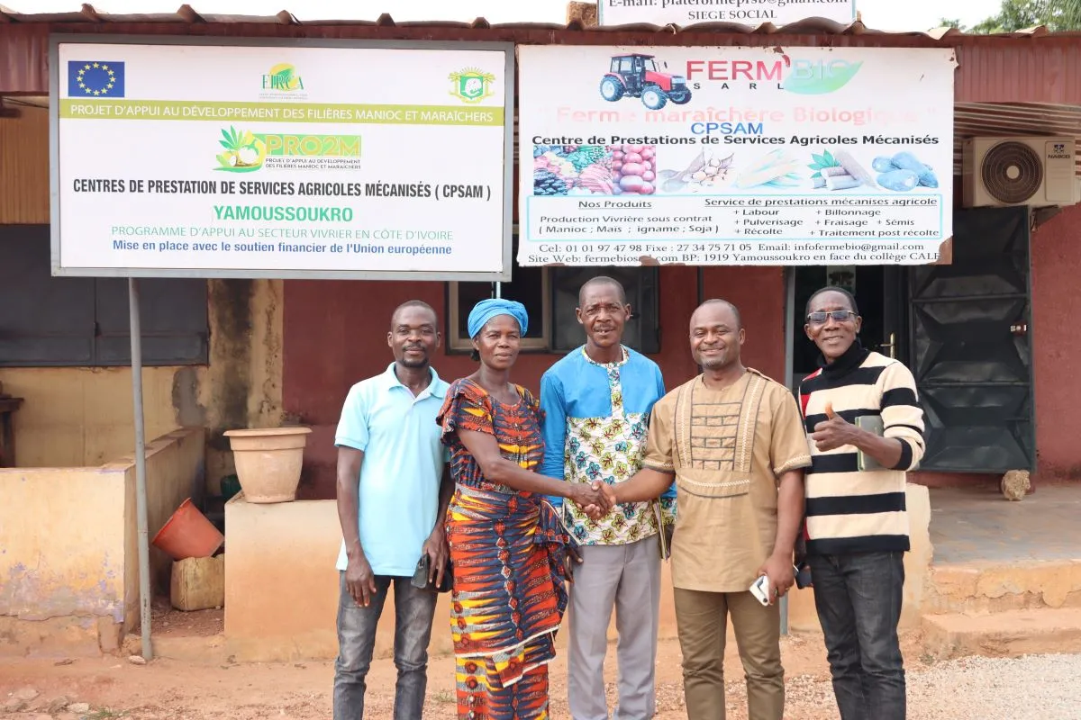 photo de groupe des membres de la plateforme manioc du Bélier