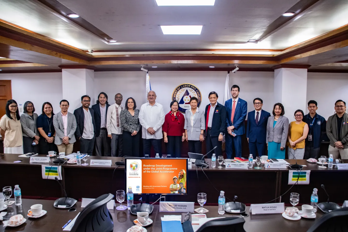 Government and UN agencies in the Philippines meet on the Global Accelerator.