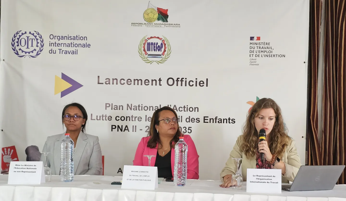 Les officiels à la cérémonie de lancement du PNA sur la lutte contre le travail des enfants