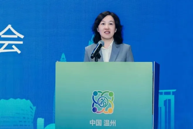 Ms. Zhang Yueying