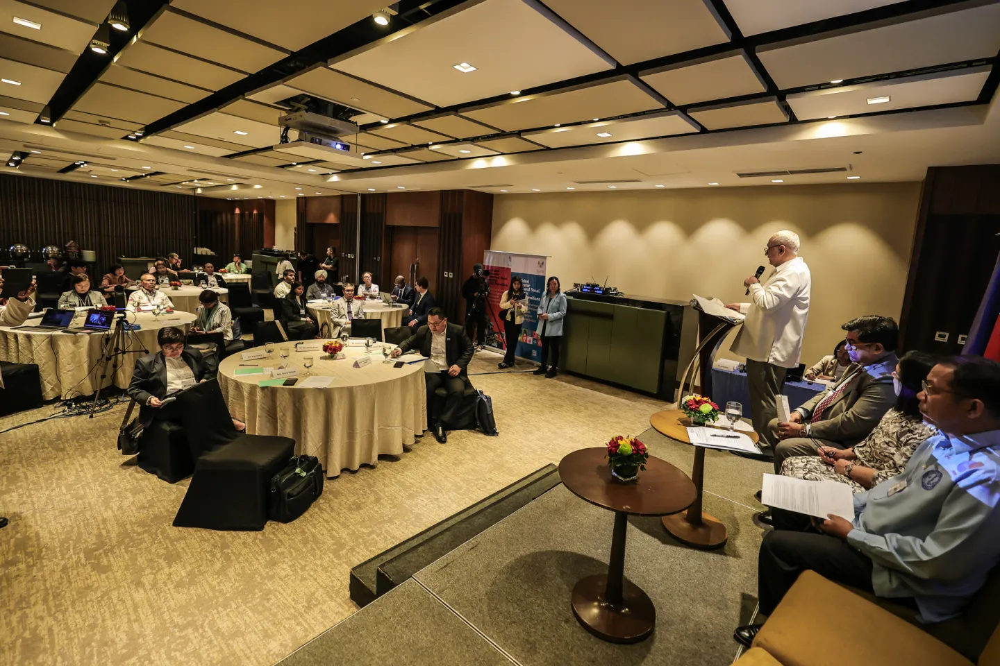 Khalid Hassan conference-manila-2024.jpg