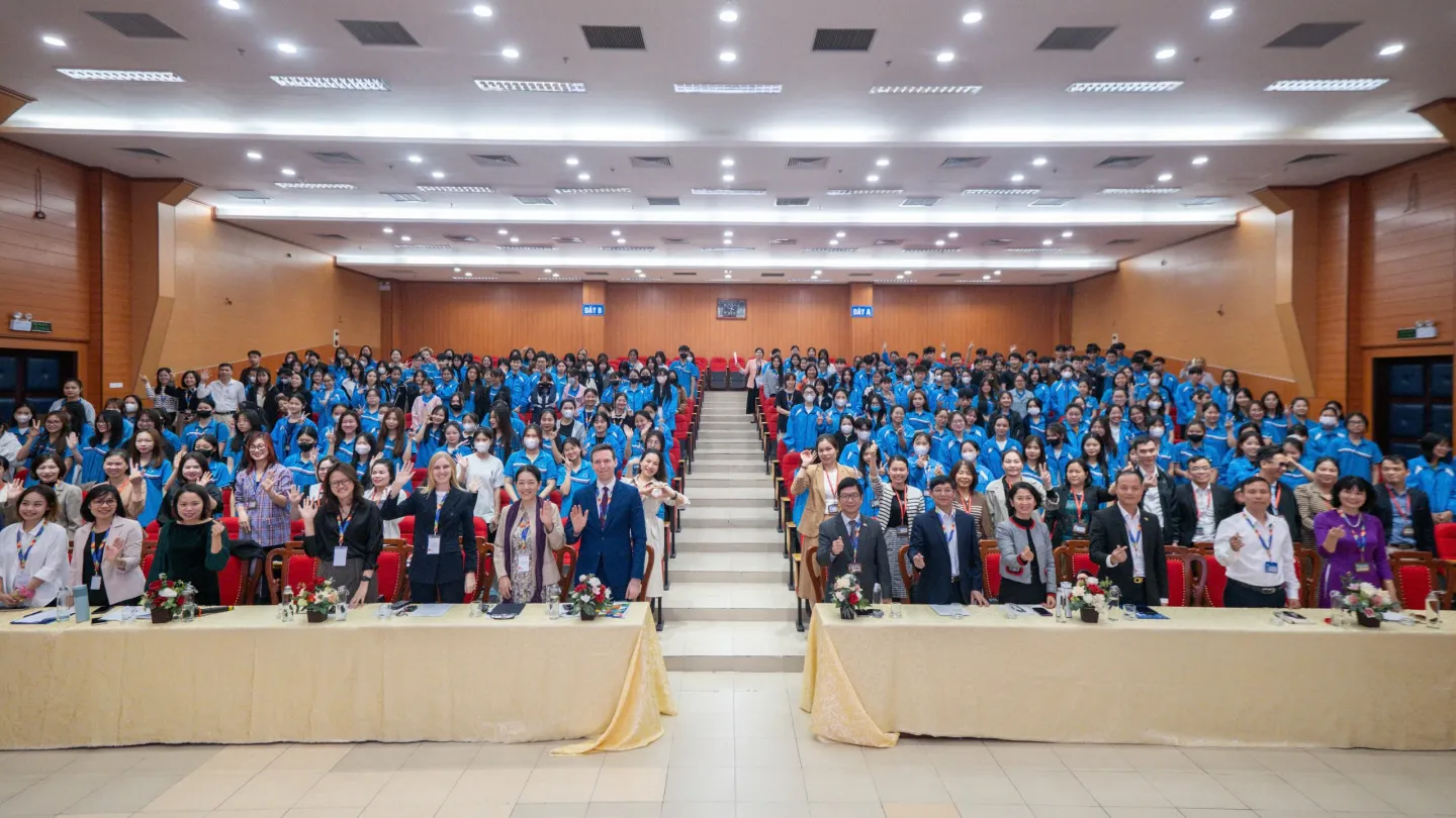 HTU students and lecturers joined in the seminar to learn more preparing skills for the future of their industry: textile and garment
