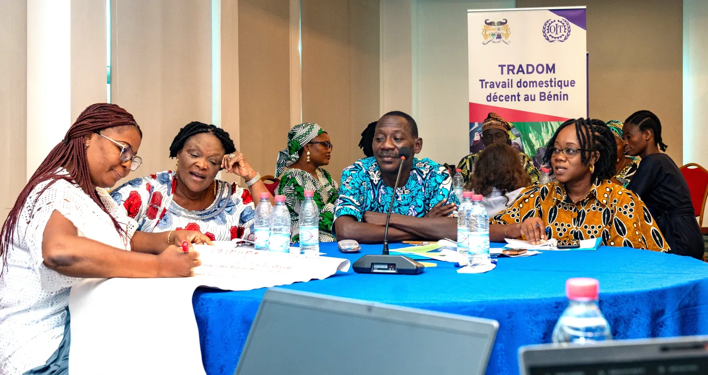 Travail de groupe au lancement de l’initiative TRADOM-Bénin