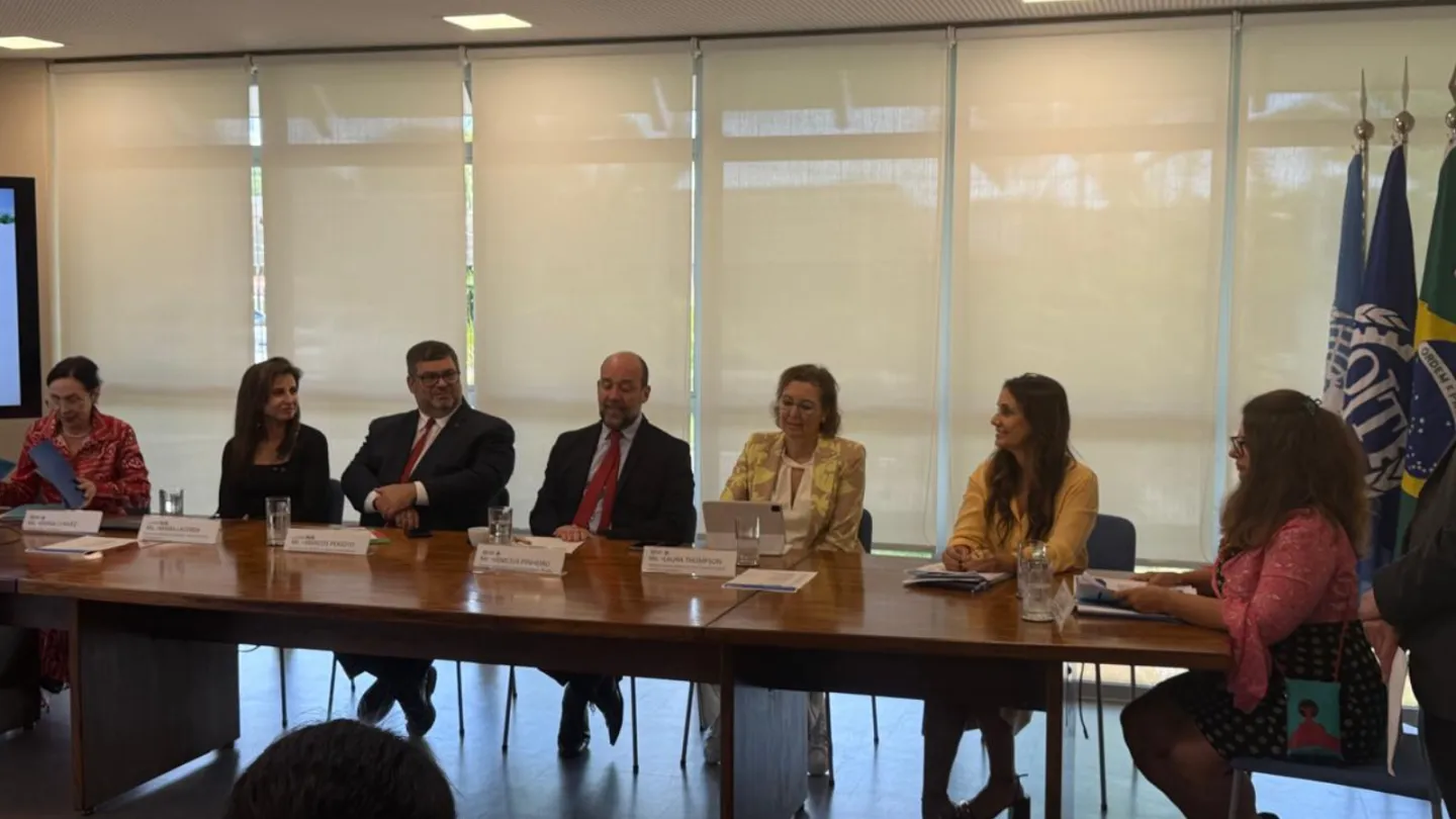 Mesa de encerramento do evento de compartilhamento de conhecimento "Tecnologias Emergentes e Novas Fronteiras para o Emprego para Transições Justas.