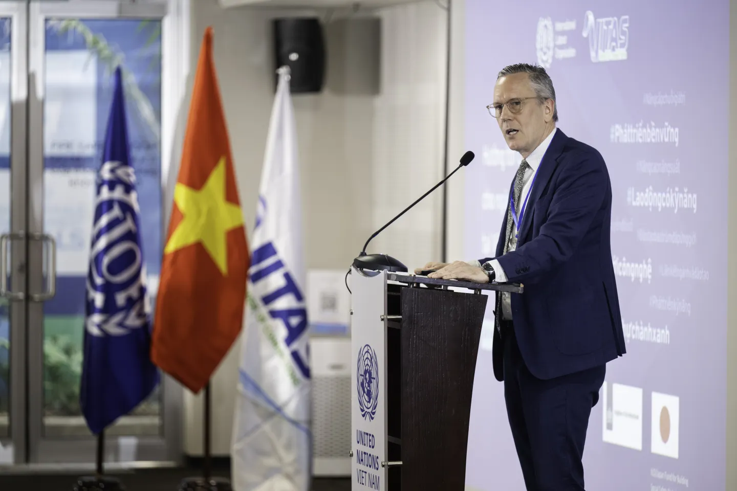 Ông Christoph Prommersberger, Phó Đại sứ, Đại sứ quán Vương Quốc Hà Lan tại Việt Nam phát biểu khai mạc. 