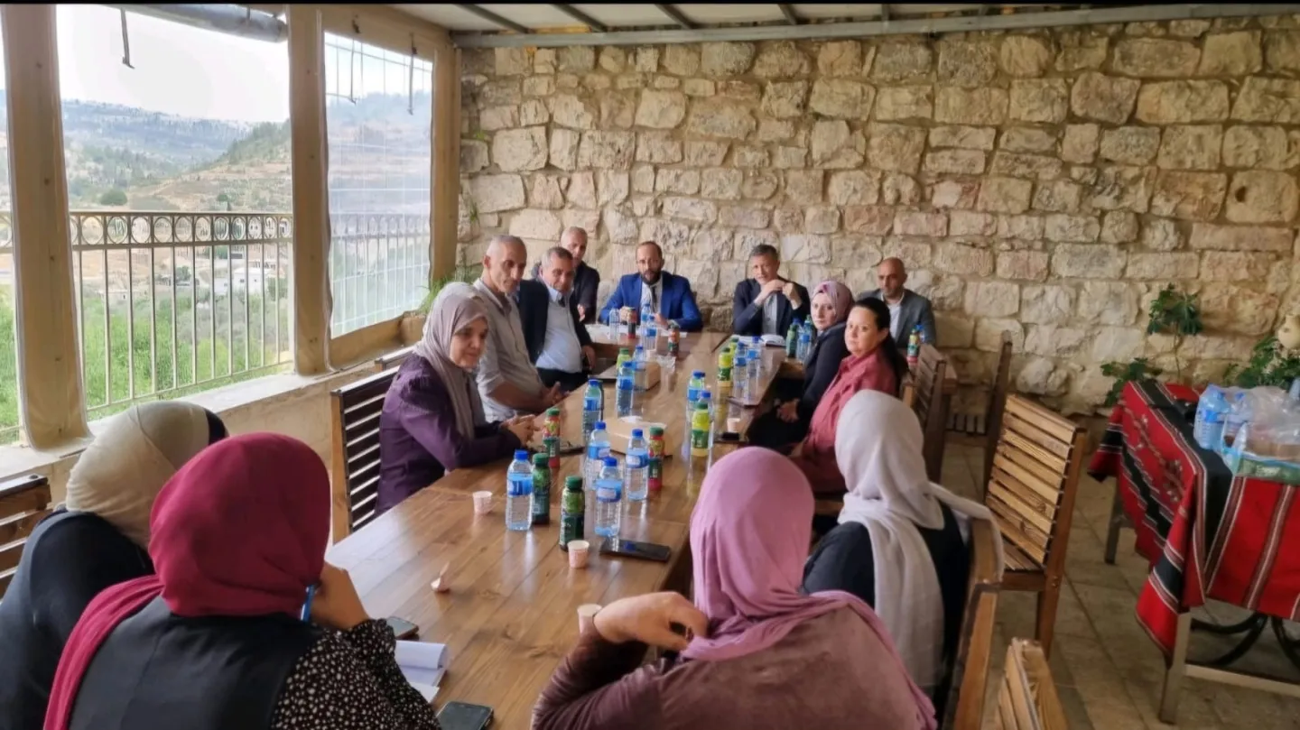 Meeting between the ILO, AICS, and the Battir Cooperative Association at the cooperative's premises to discuss the continuity of support to cooperative initiatives. Bethlehem. 15 May 2025.