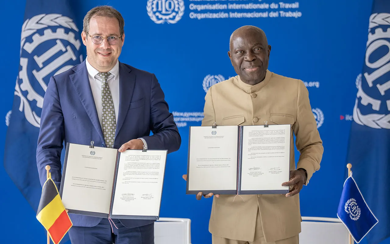 Mr. David Clarinval, Deputy Prime Minister and Minister of Employment, Economy and Agriculture of Belgium, presents the instruments of ratification of Conventions Nos. 131 and 188 to the ILO Director-General, Mr. Gilbert F. Houngbo. 11 June 2025.