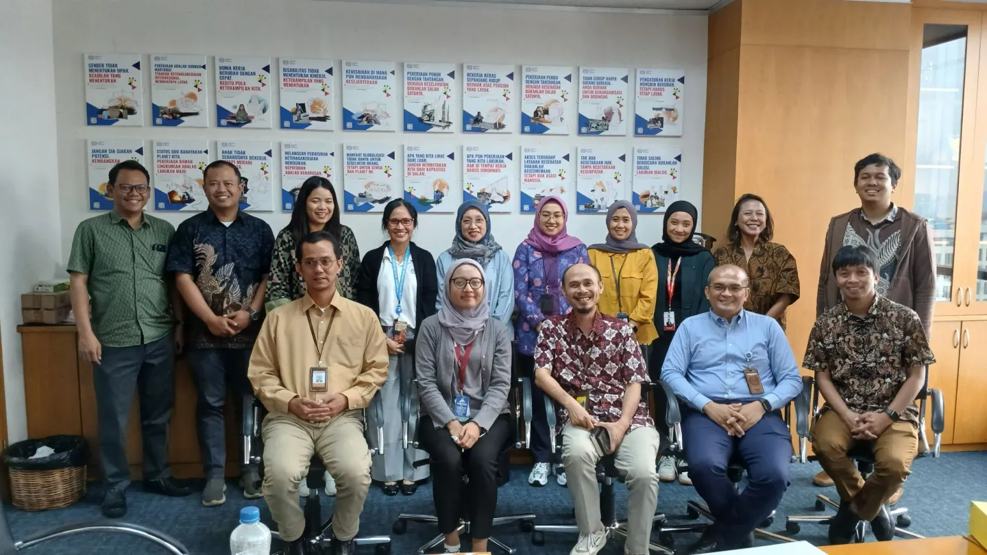 group picture of the participants 