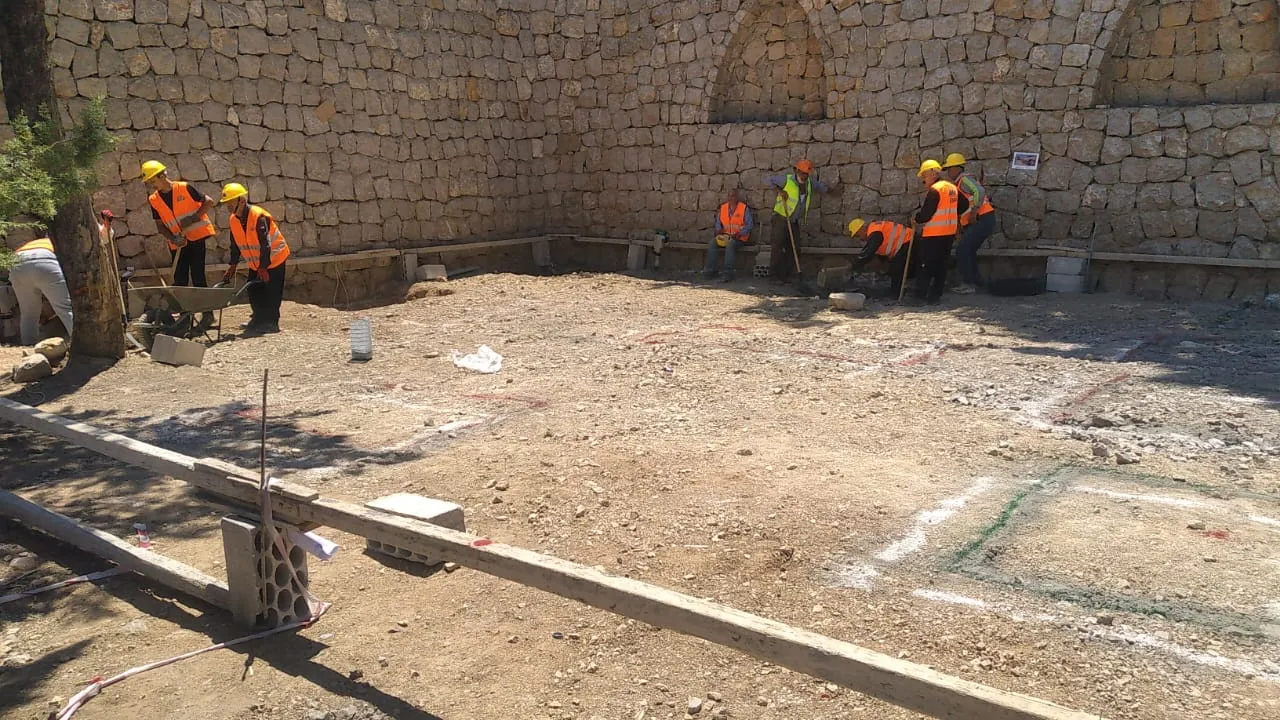 EIIP workers on-site contributing to infrastructure improvements in Rachaya. Rachaya El Wadi- Bekaa Governorate, Lebanon- July 2025