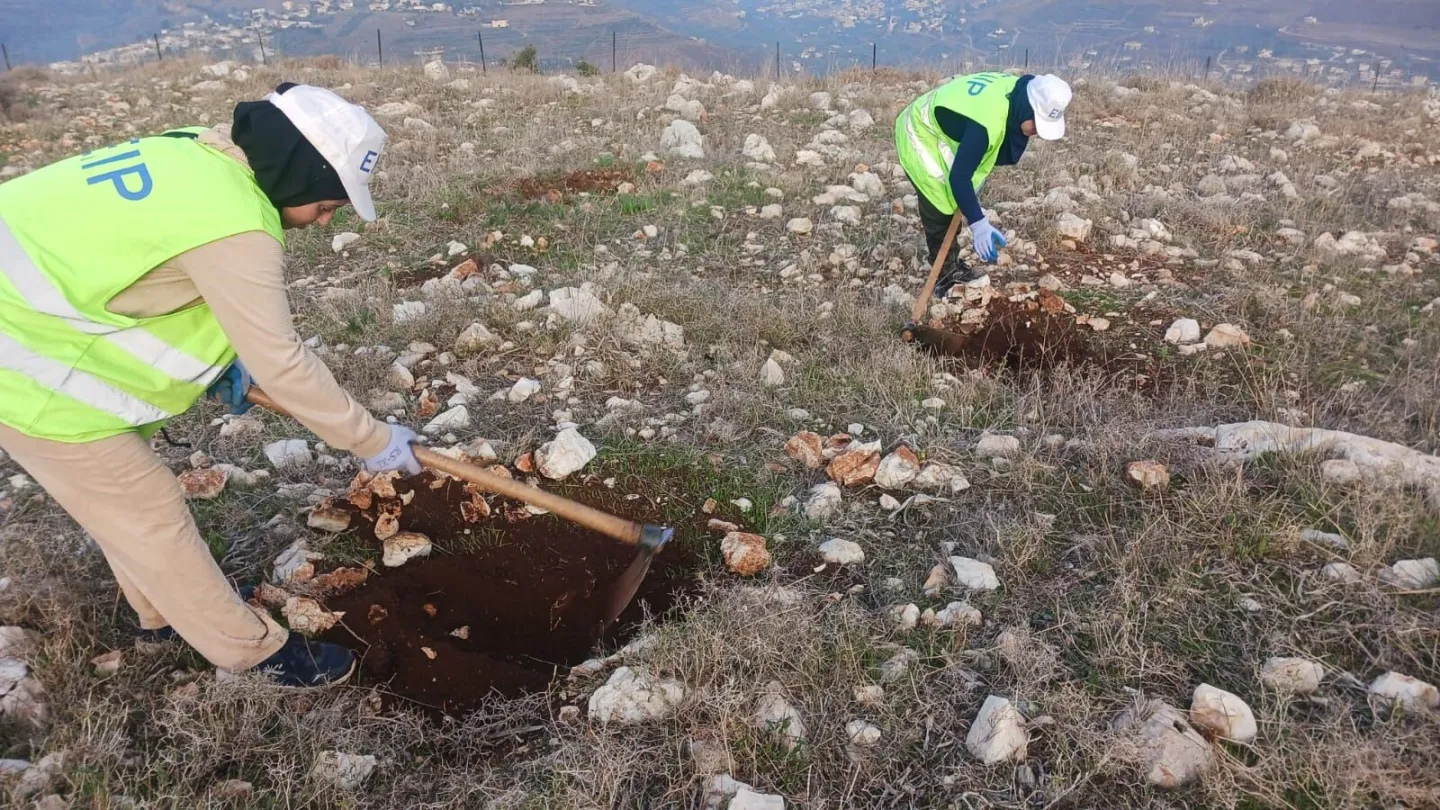 EIIP workers implementing the Greening the Lands rural infrastructure project.