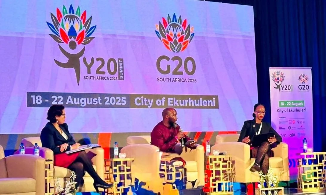Y20 Panel 