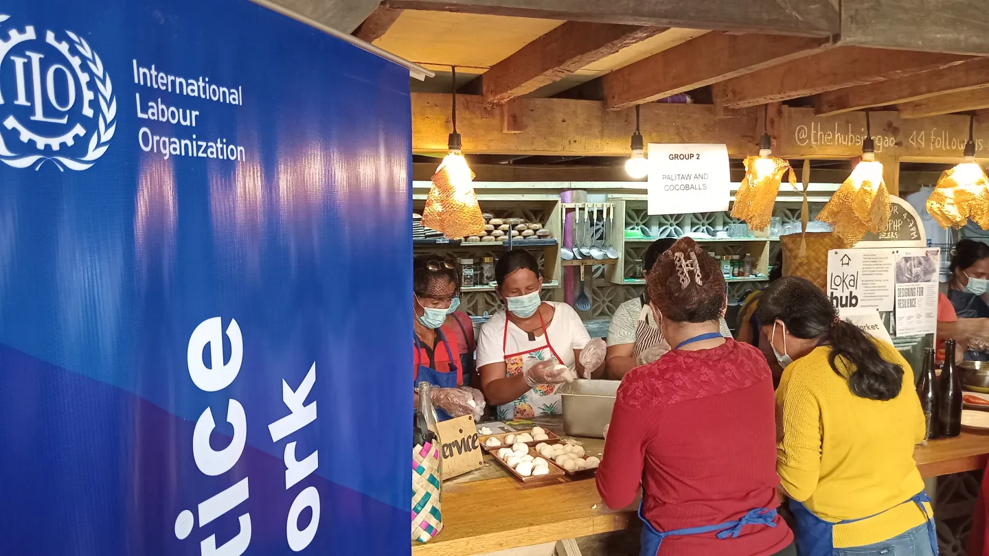 Participants of the ILO's coconut culinary training.