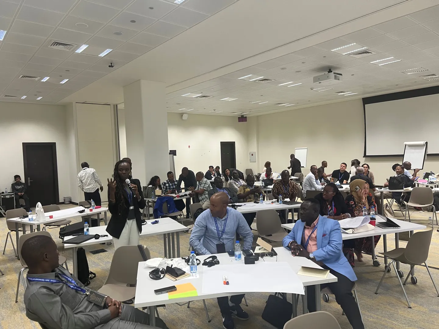 A participants asking engaging during the workshop ''Enhancing Fair Recruitment Processes 2025''. Doha Qatar 16/10/2025